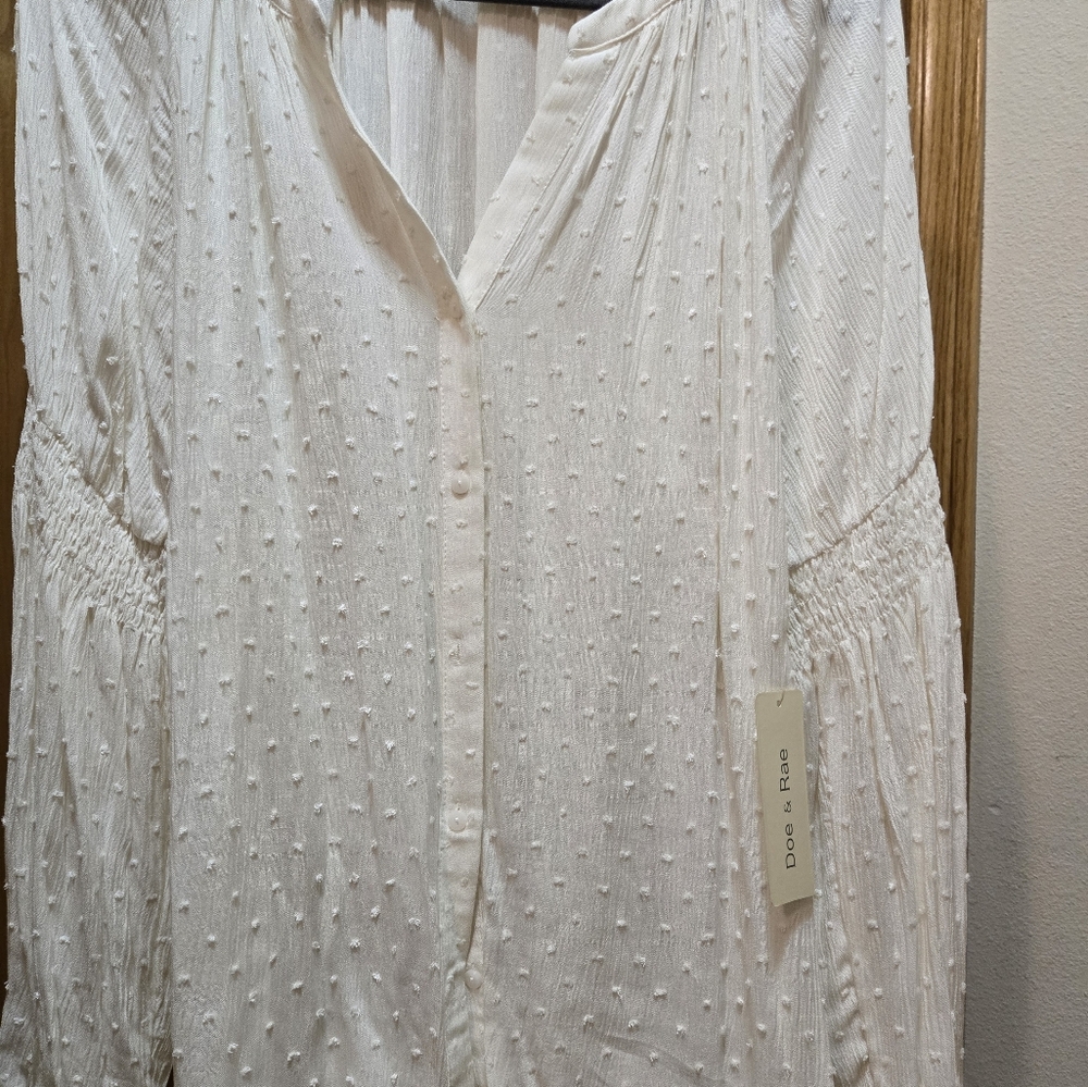 NWT, Doe and Rae, 1XL hobo style blouse
